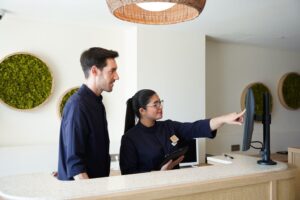 Konecta e Iberostar transforman el check-in hotelero y logran más eficiencia para una mejor experiencia de cliente